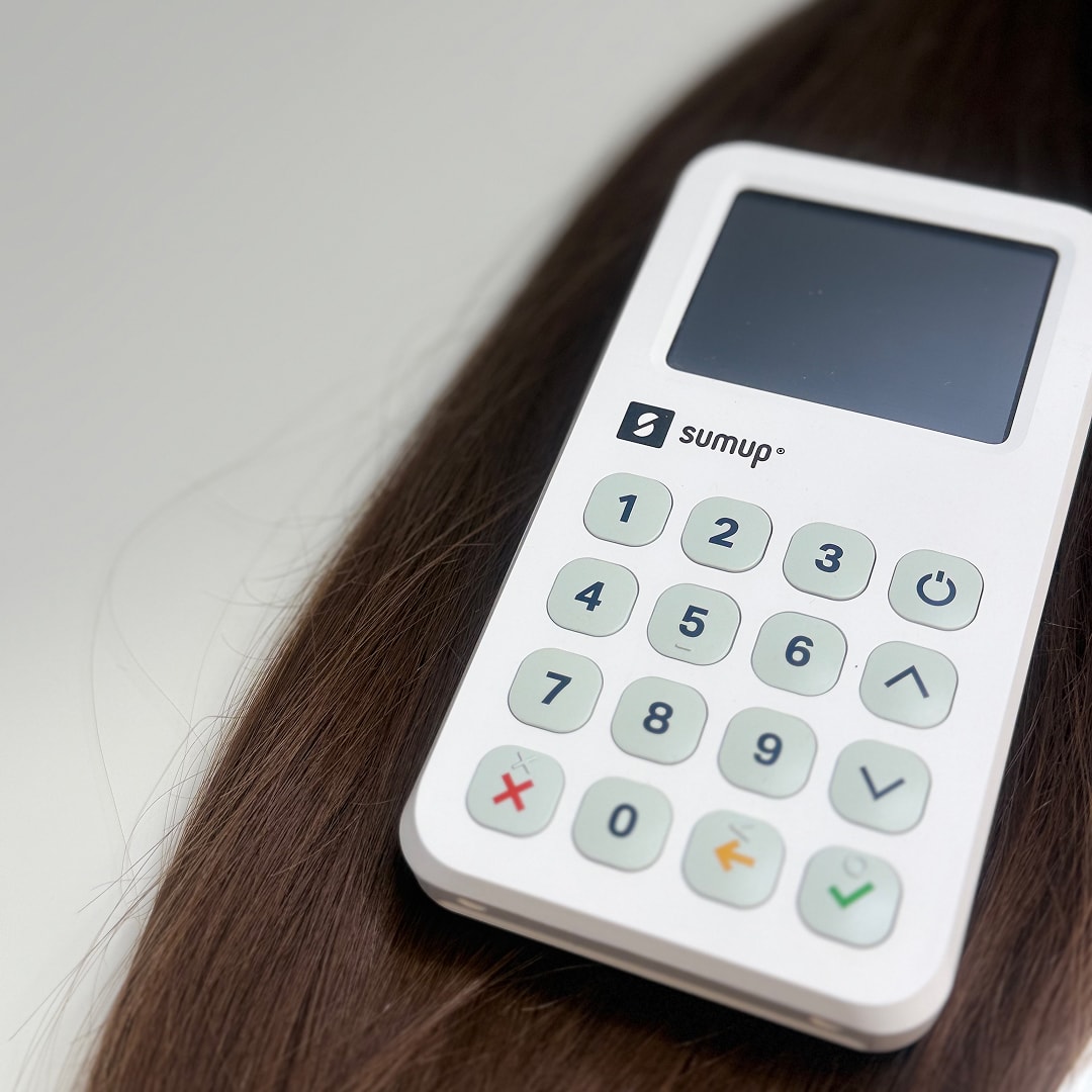 Hiuspidennysten hintavertailu